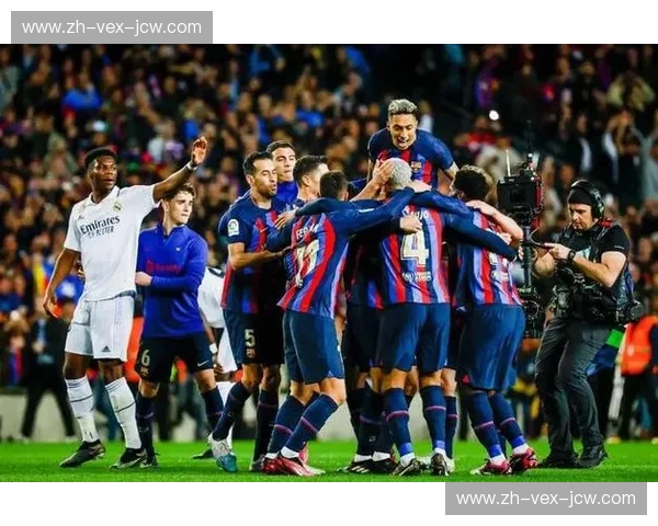 红蓝之魂火拼银河星舰：马德里欧冠德比，一场永不落幕的恩怨棋局